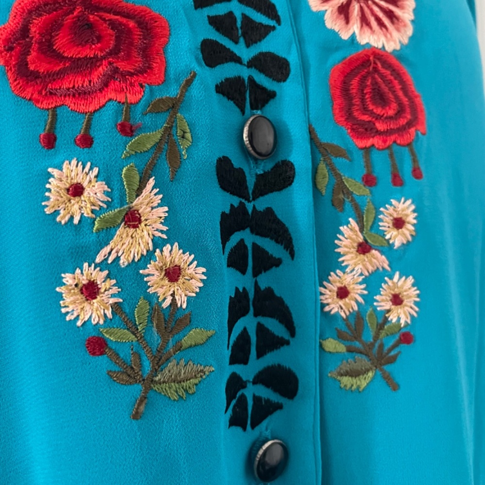 Amazing Blue Collared Button Down Tunic Blouse Wi… - image 8